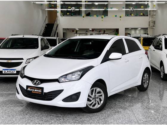 HYUNDAI HB20 1.0 COMFORT PLUS 12V FLEX 4P MANUAL HYUNDAI HB20 1.0 COMFORT PLUS 12V FLEX 4P MANUAL